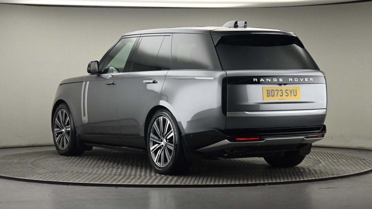 More views of Land Rover Range Rover