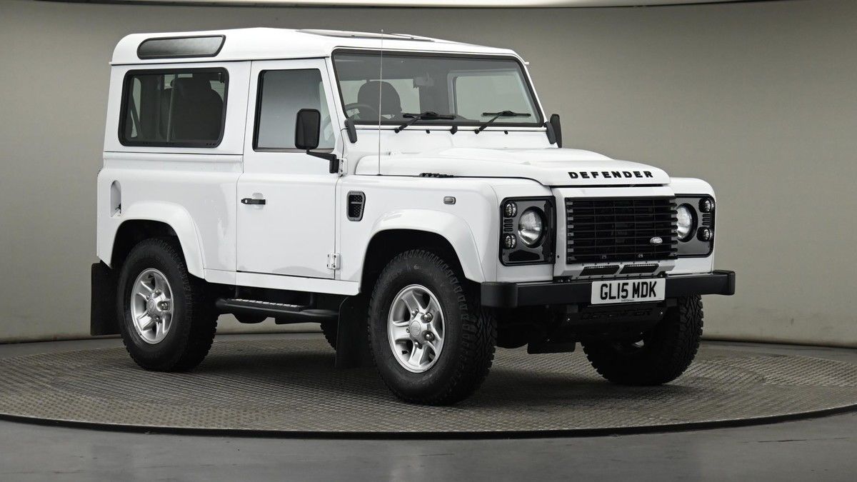 More views of Land Rover Defender 90