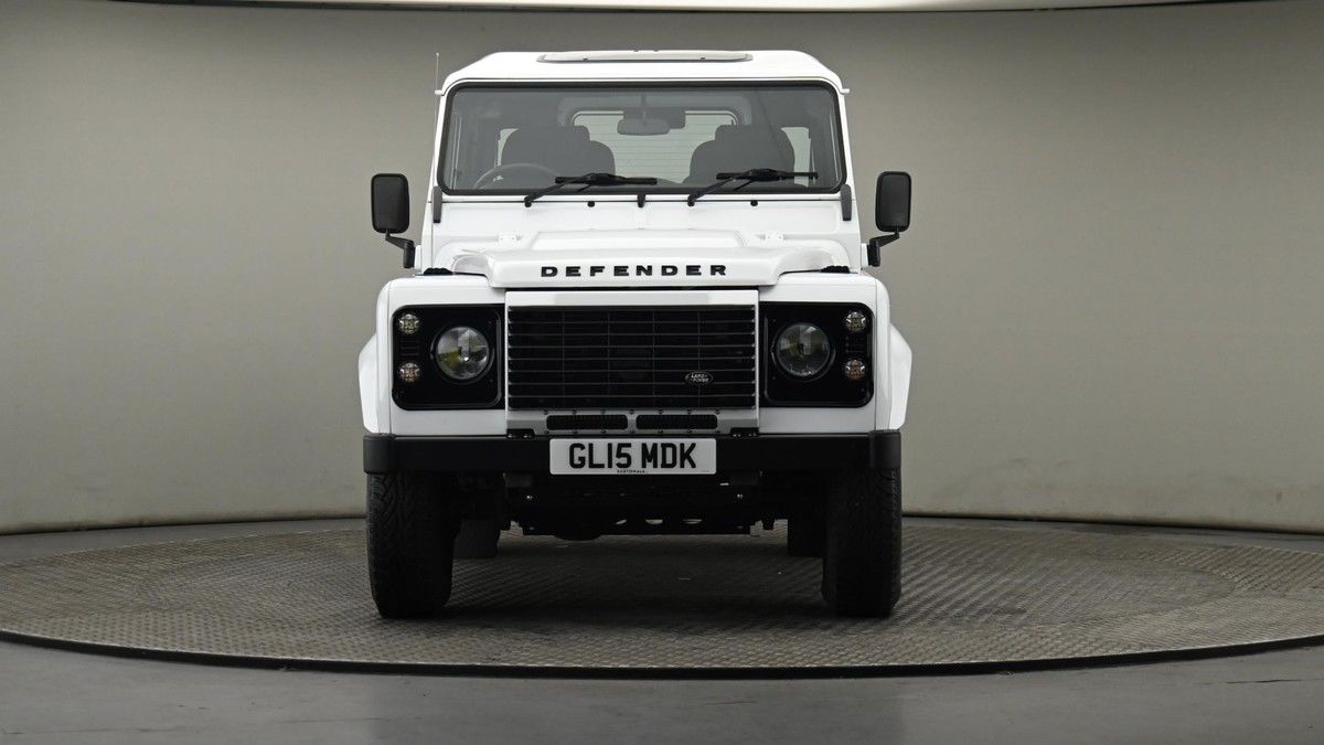 Land Rover Defender 90 Image 21