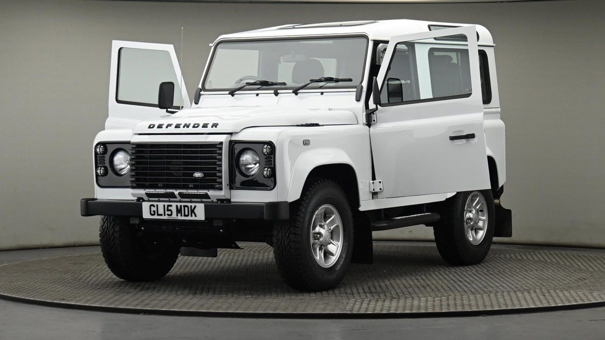 More views of Land Rover Defender 90