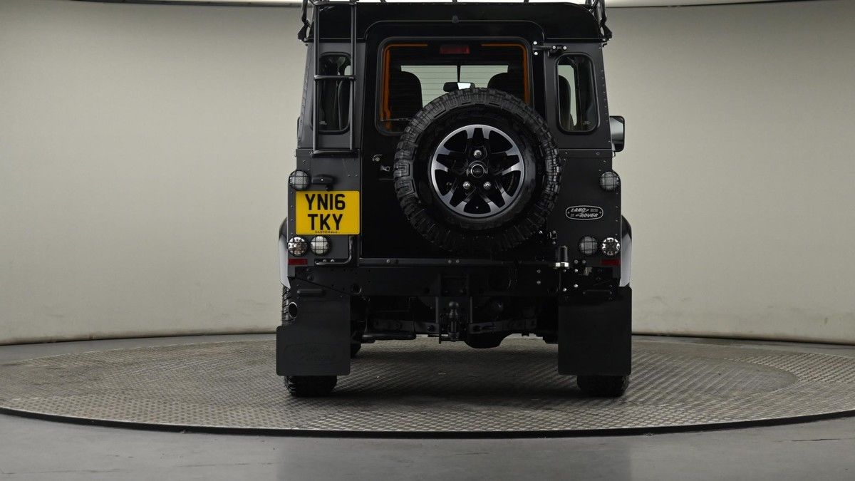 More views of Land Rover Defender 90