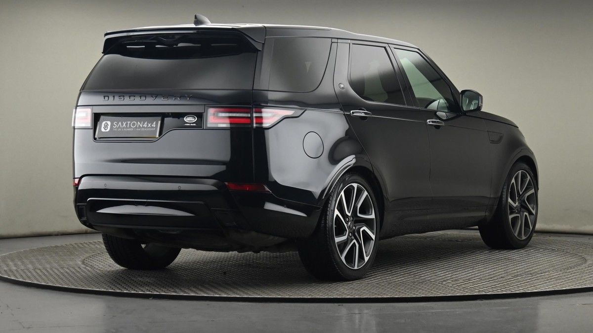 More views of Land Rover Discovery