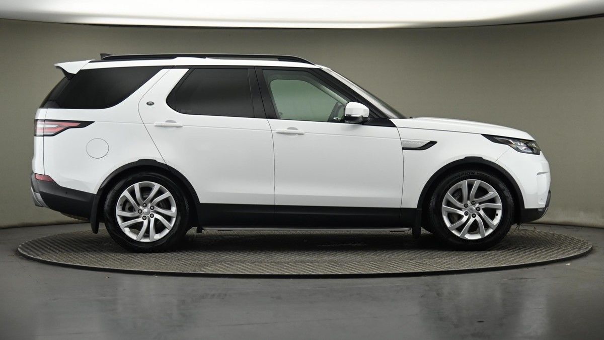 Land Rover Discovery Image 27