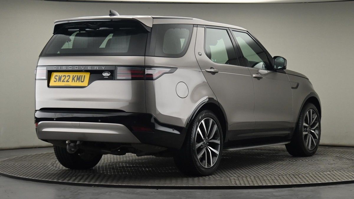 More views of Land Rover Discovery