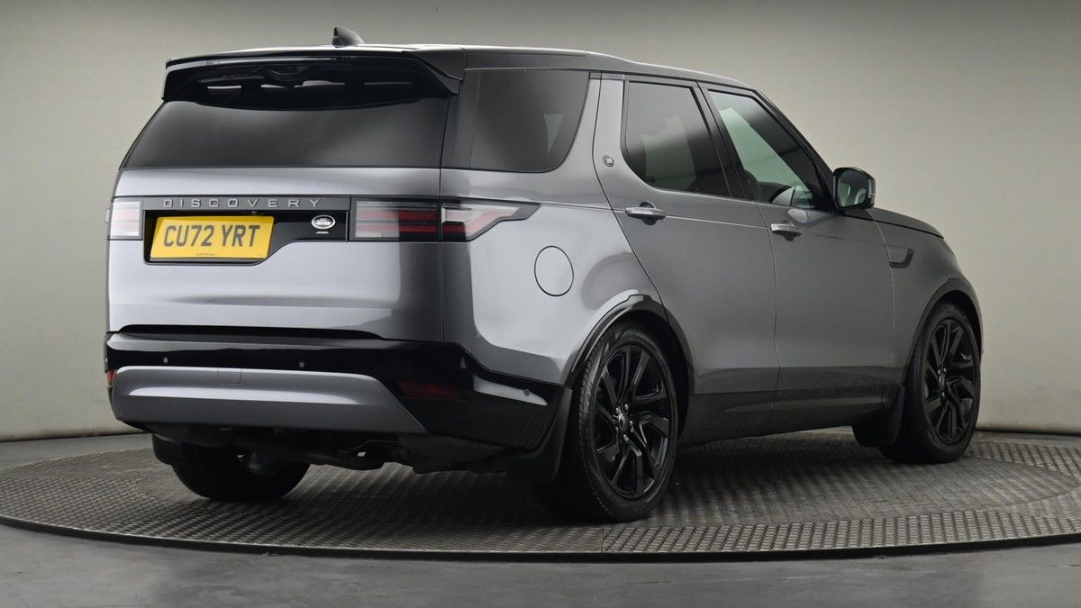 More views of Land Rover Discovery