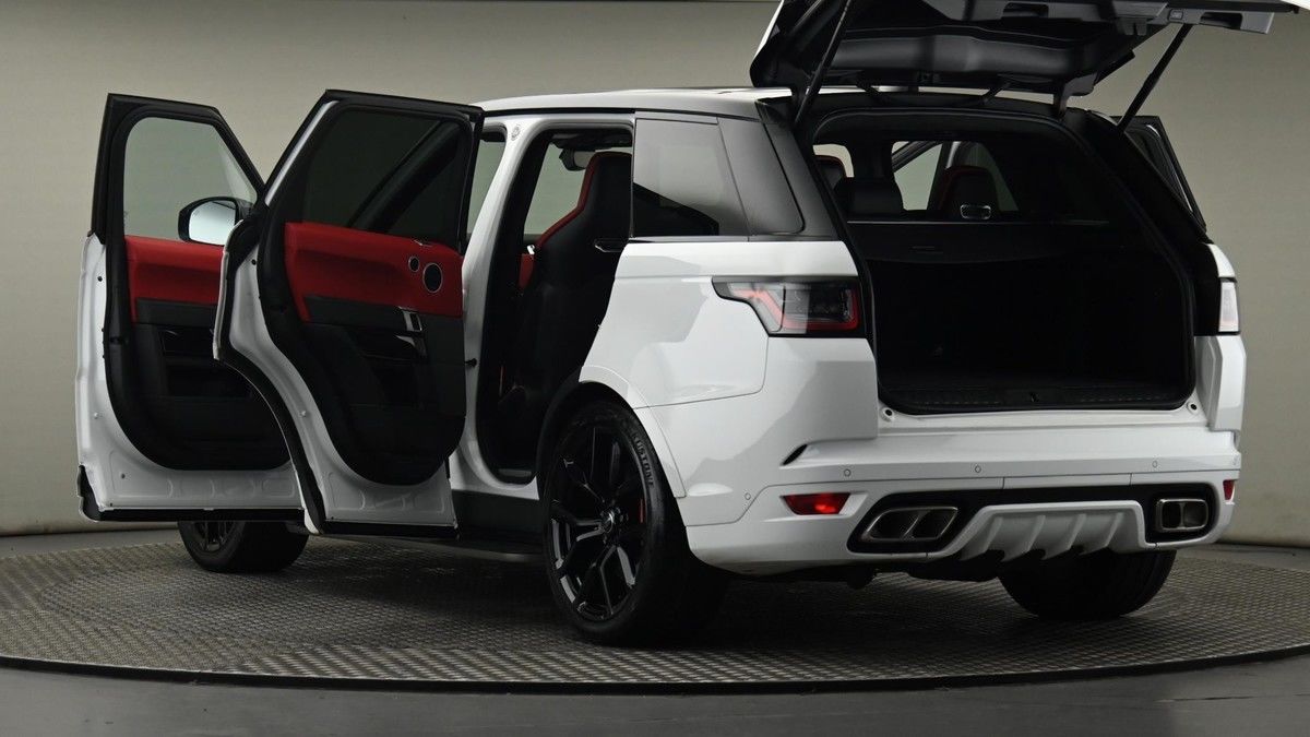 Land Rover Range Rover Sport Image 29