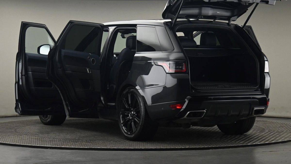 More views of Land Rover Range Rover Sport