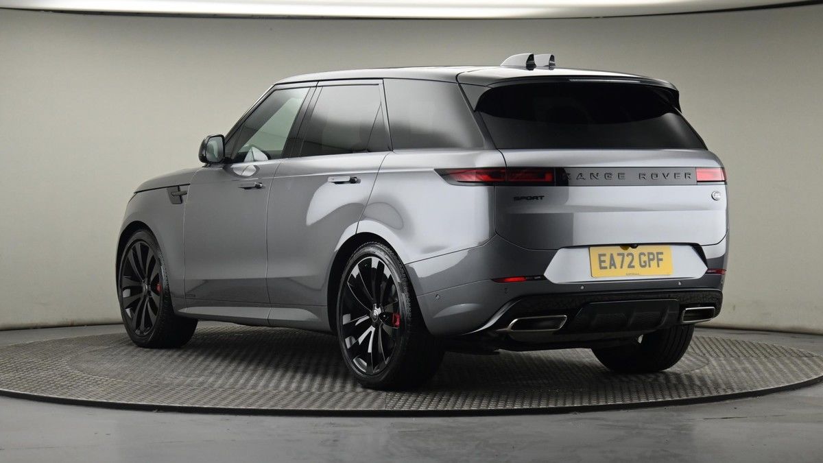 Land Rover Range Rover Sport Image 24