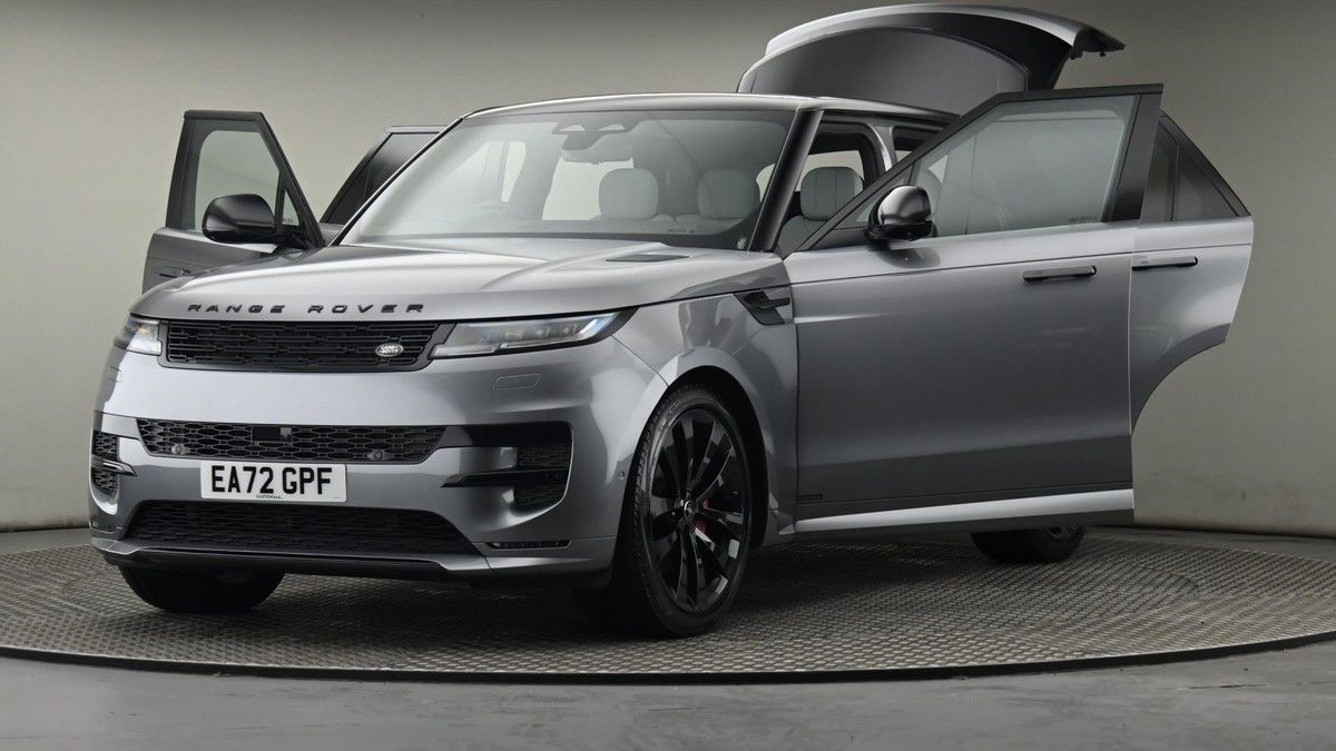 More views of Land Rover Range Rover Sport