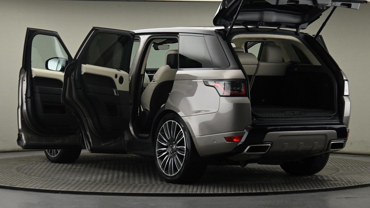 Land Rover Range Rover Sport Image 29