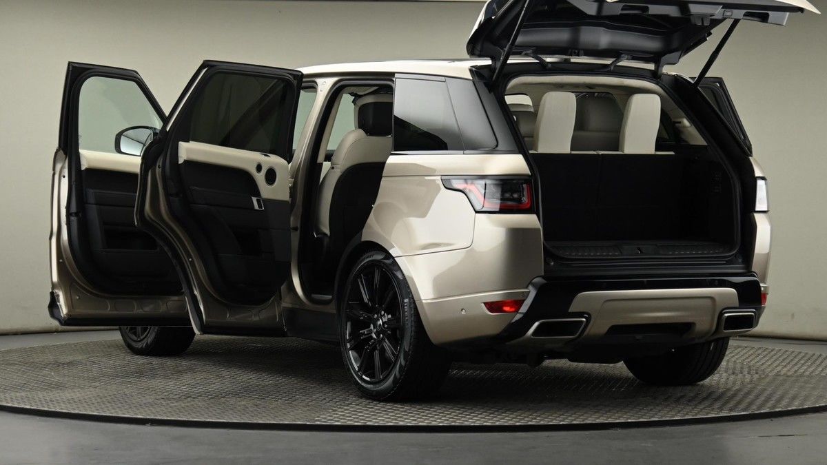 Land Rover Range Rover Sport Image 29