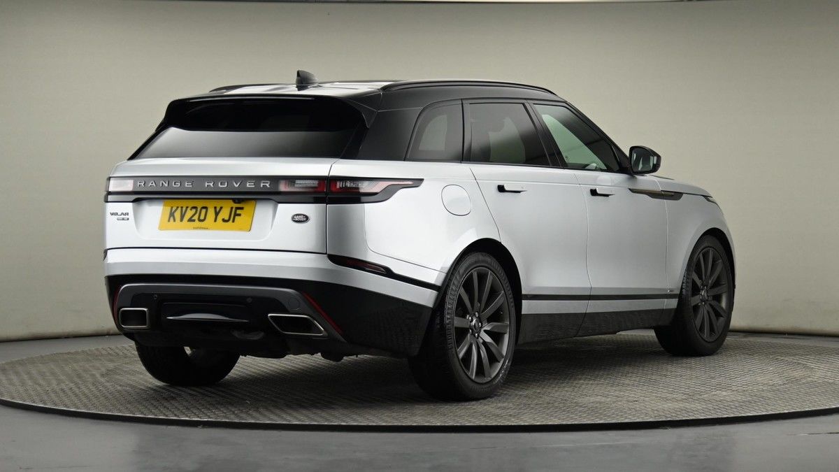 Land Rover Range Rover Velar Image 26