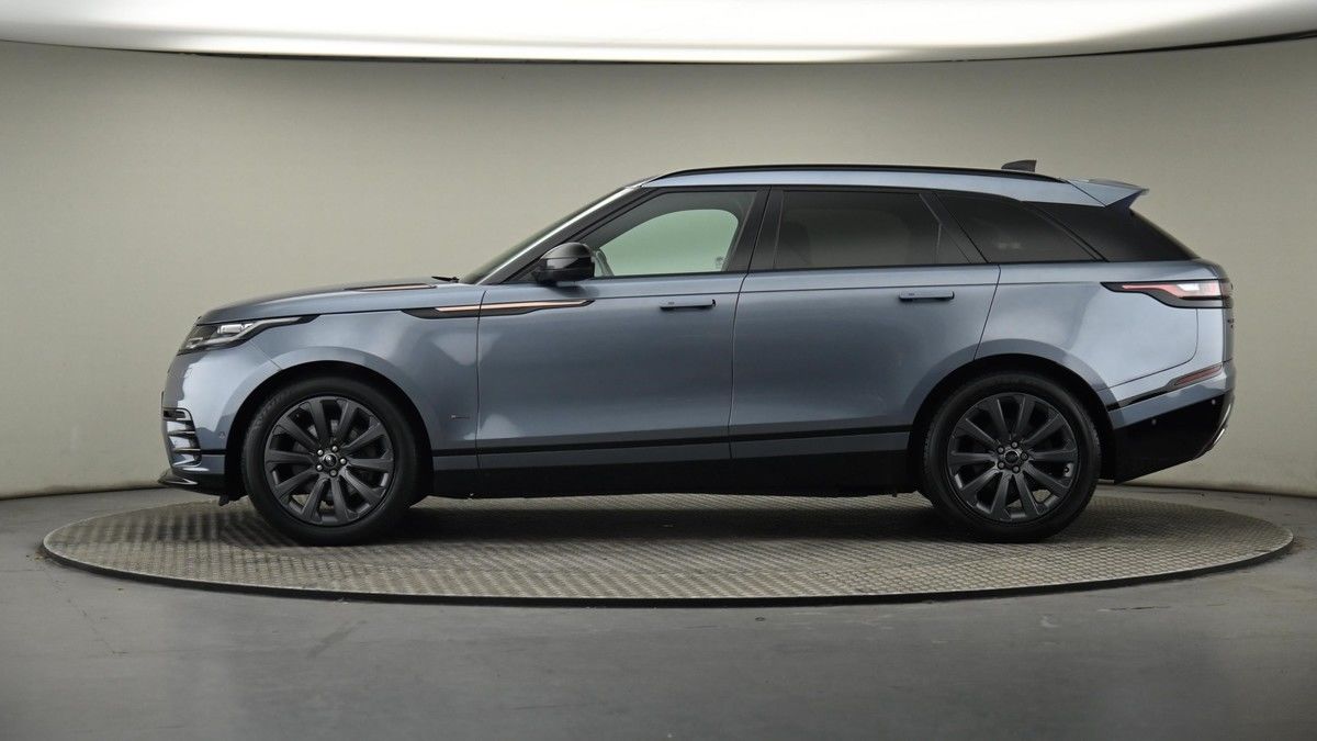 Land Rover Range Rover Velar Image 23