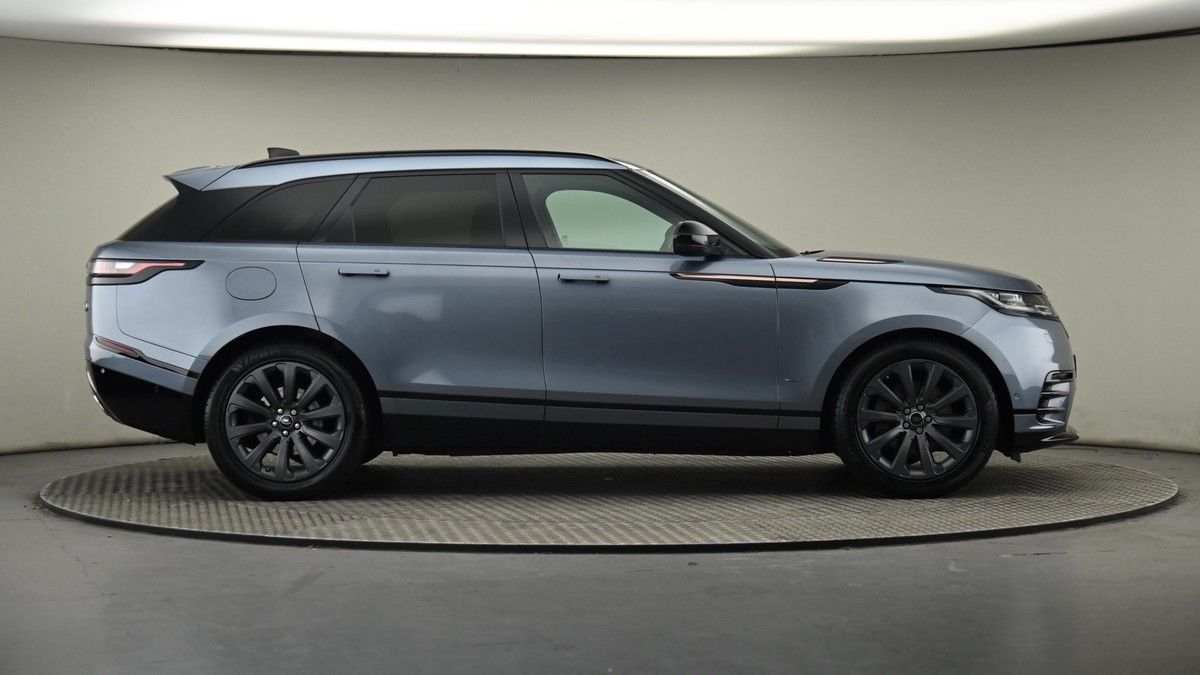 Land Rover Range Rover Velar Image 27