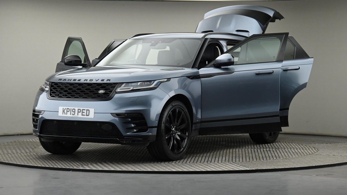 2019 Land Rover Range Rover Velar 3.0 D300 R-Dynamic HSE Auto 4WD Euro ...