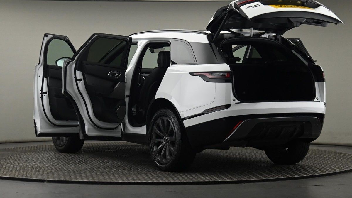 More views of Land Rover Range Rover Velar