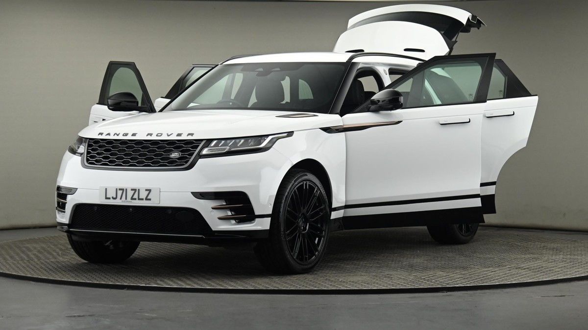 More views of Land Rover Range Rover Velar