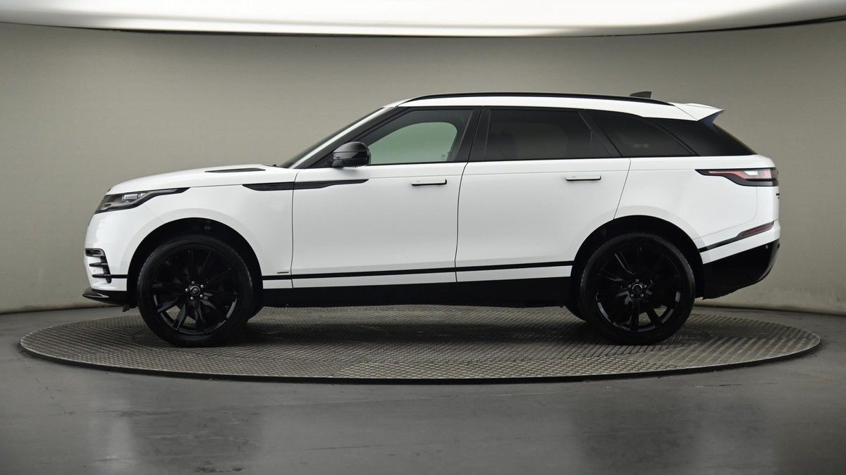 Land Rover Range Rover Velar Image 23