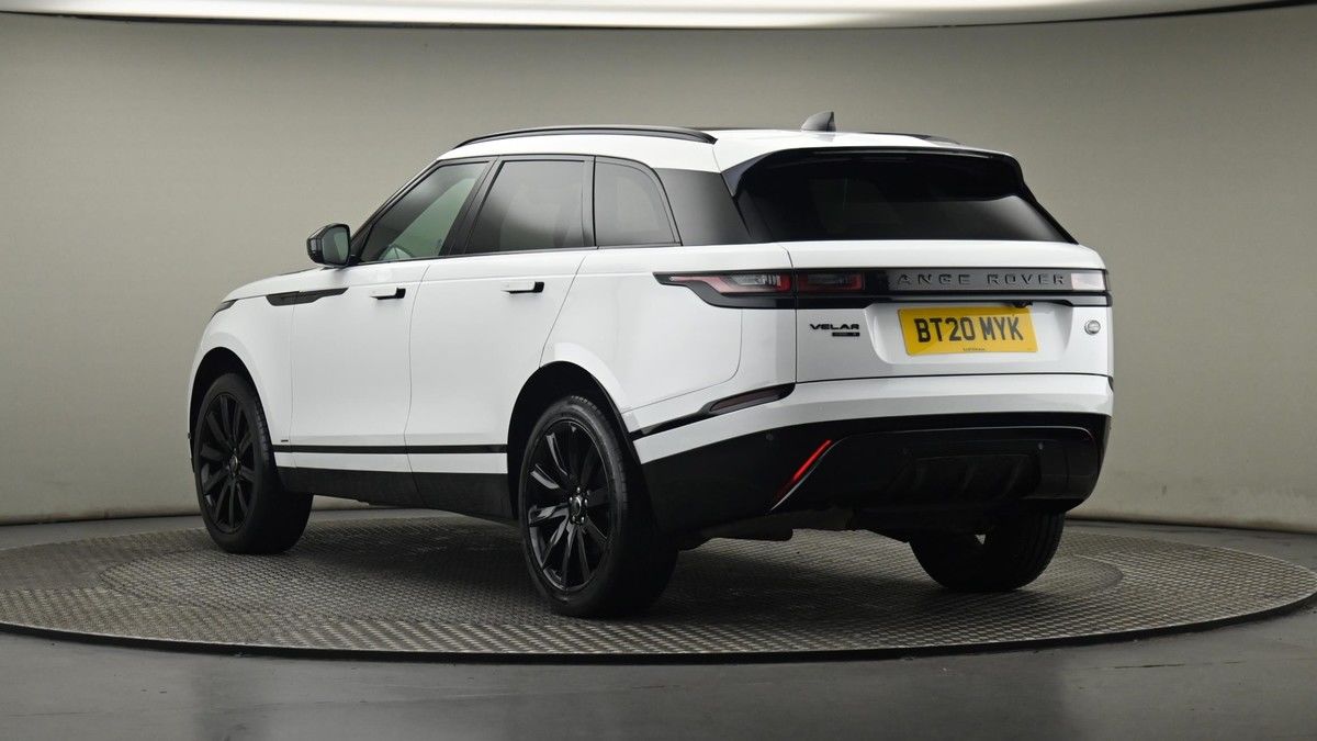 Land Rover Range Rover Velar Image 24