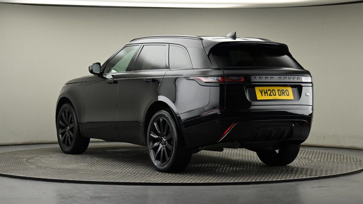 Land Rover Range Rover Velar Image 24