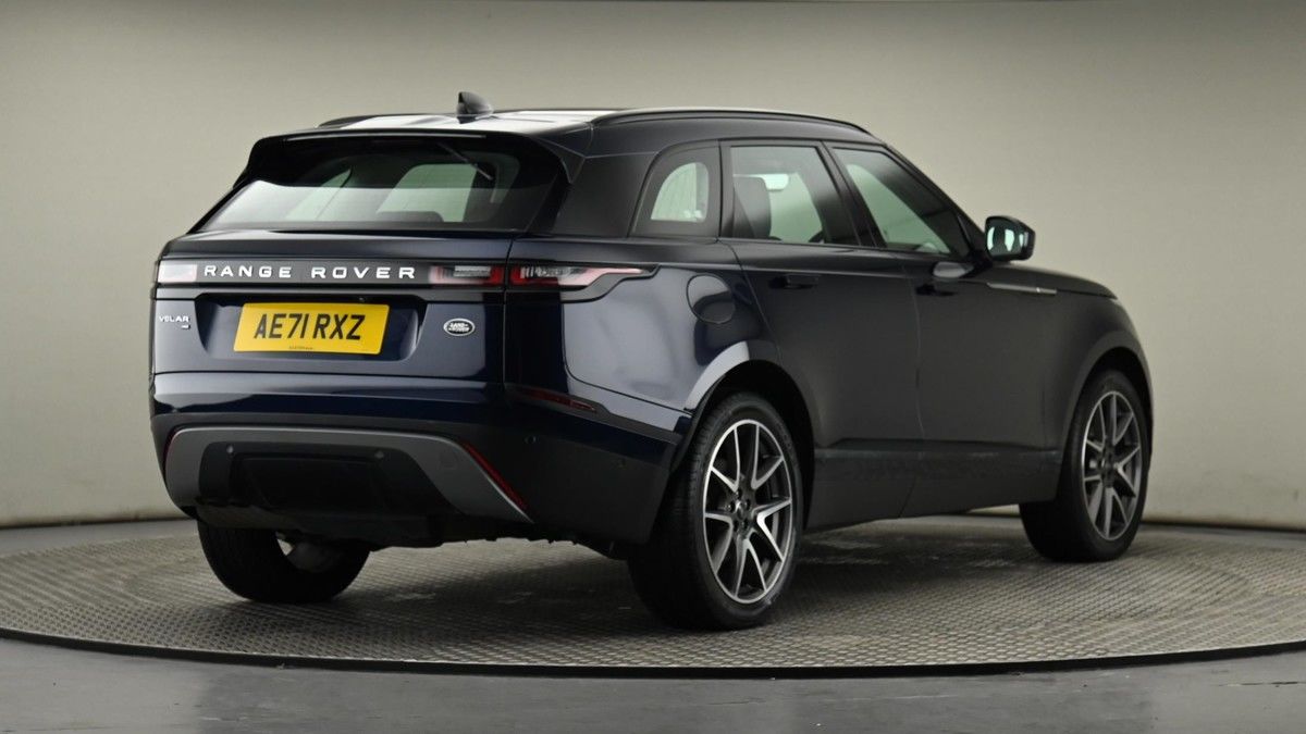 Land Rover Range Rover Velar Image 26