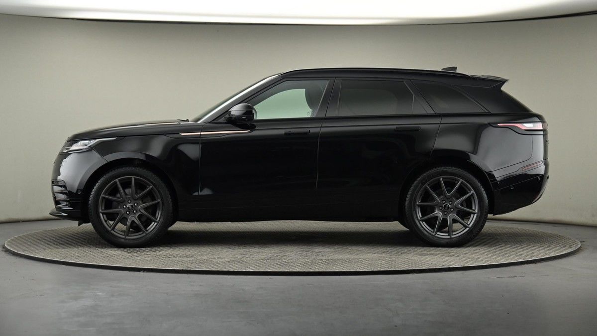 Land Rover Range Rover Velar Image 23