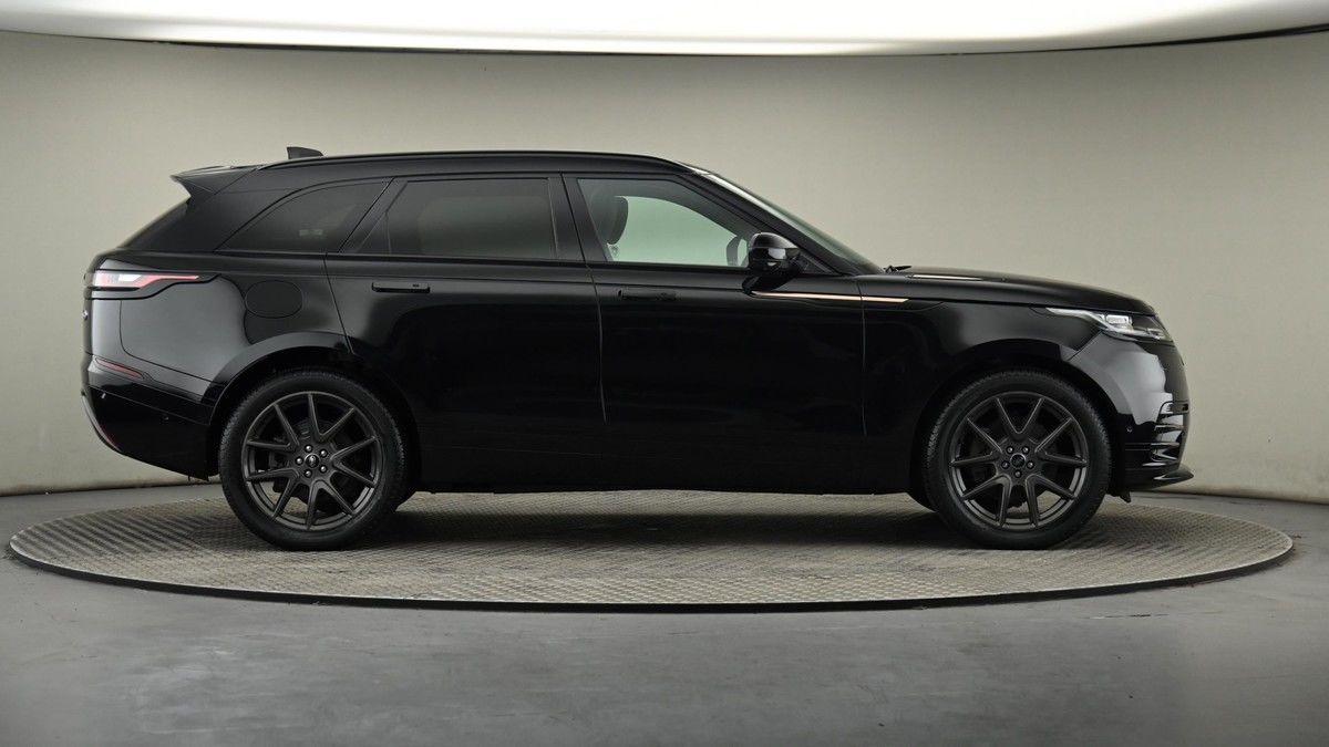 Land Rover Range Rover Velar Image 27