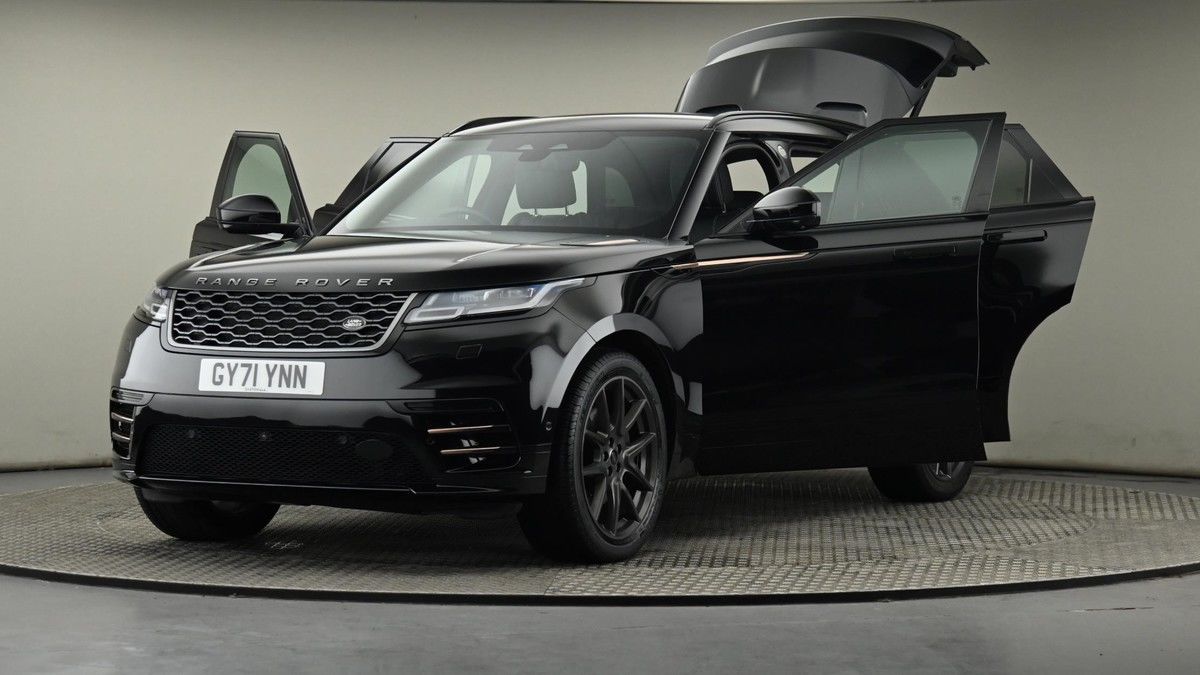 More views of Land Rover Range Rover Velar