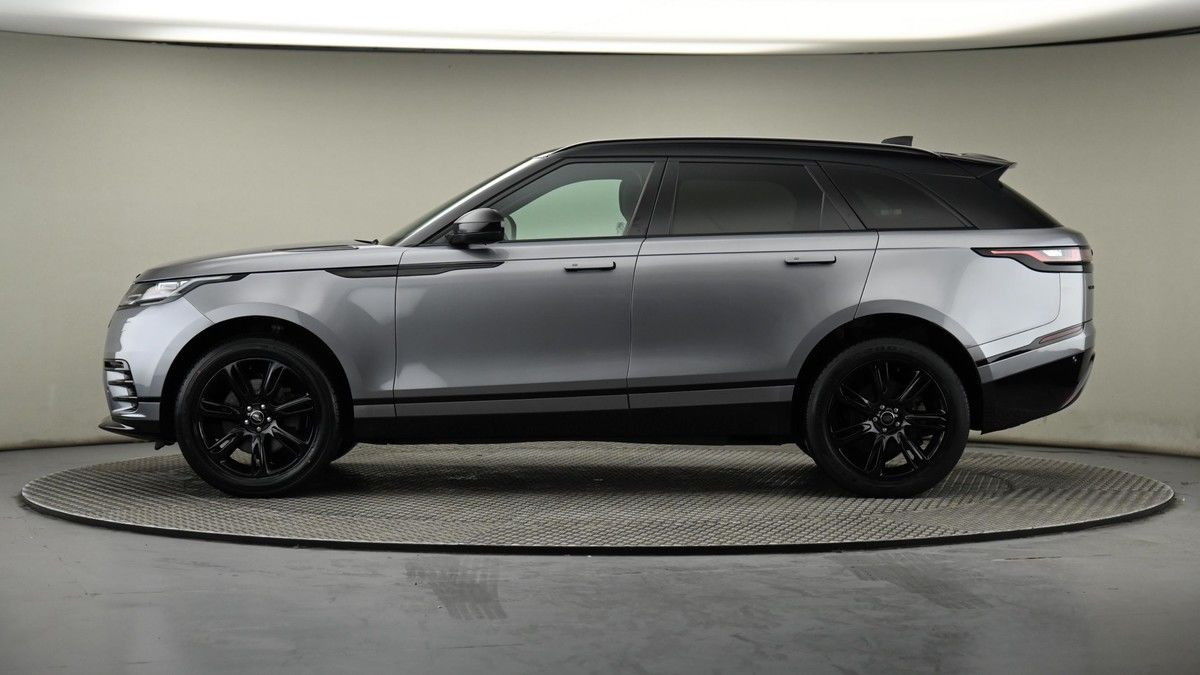 Land Rover Range Rover Velar Image 23