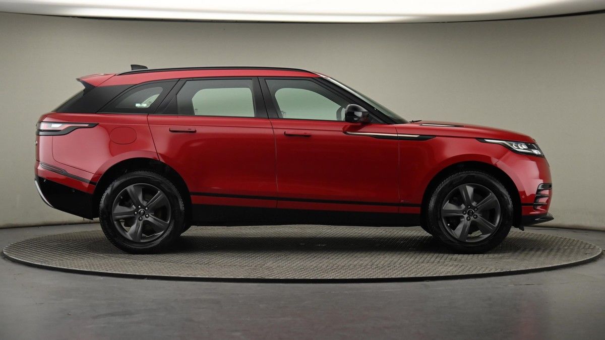 Land Rover Range Rover Velar Image 26