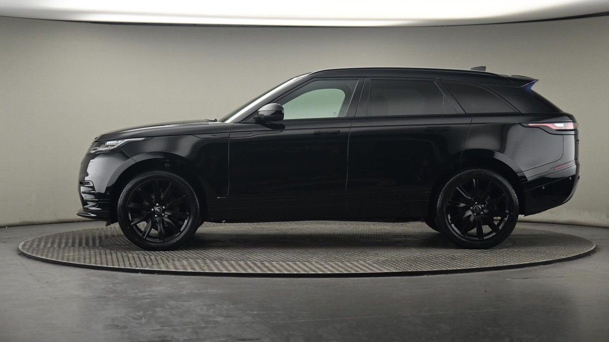 Land Rover Range Rover Velar Image 23