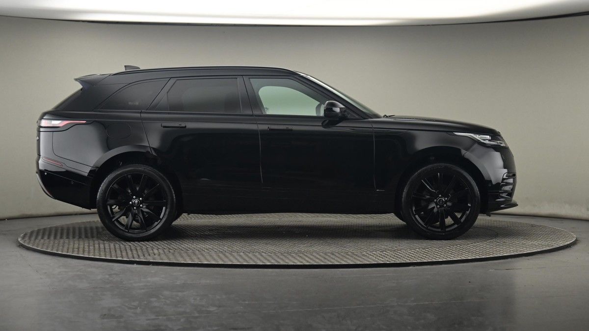 Land Rover Range Rover Velar Image 27