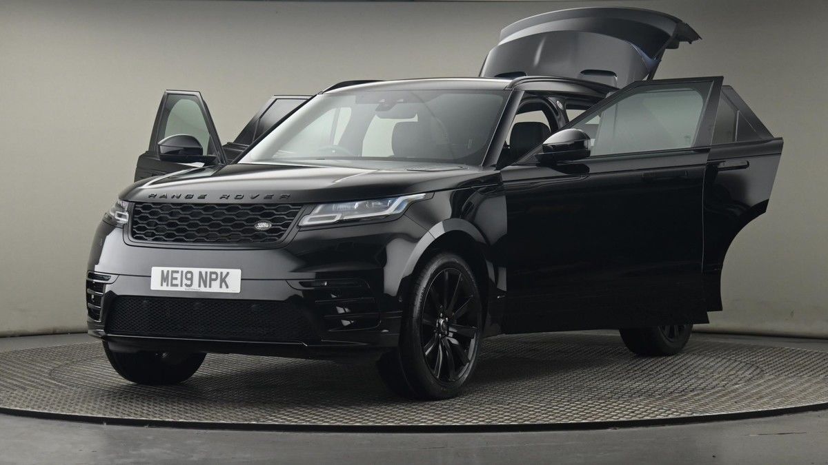 More views of Land Rover Range Rover Velar