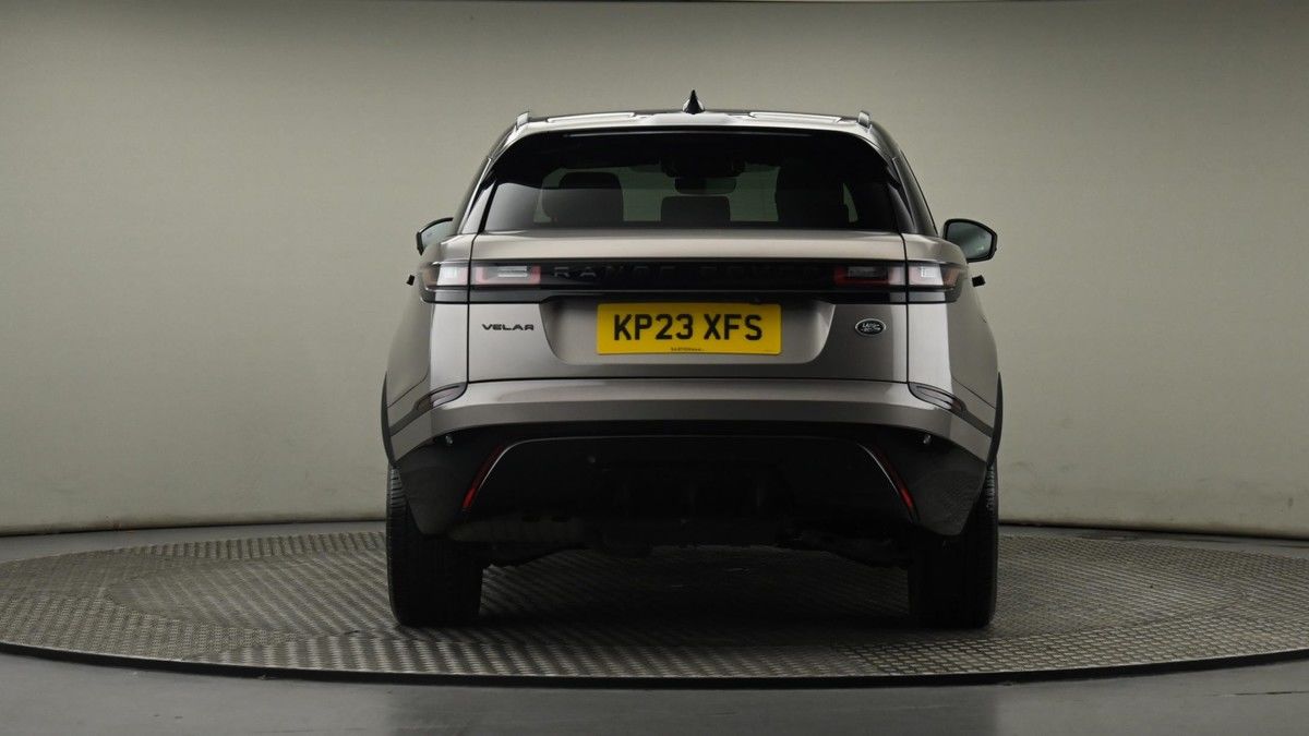 Land Rover Range Rover Velar Image 25