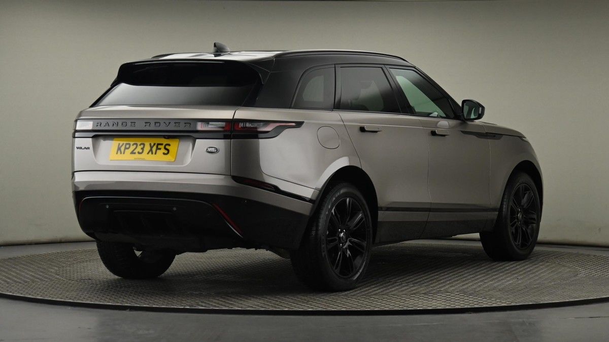 Land Rover Range Rover Velar Image 26