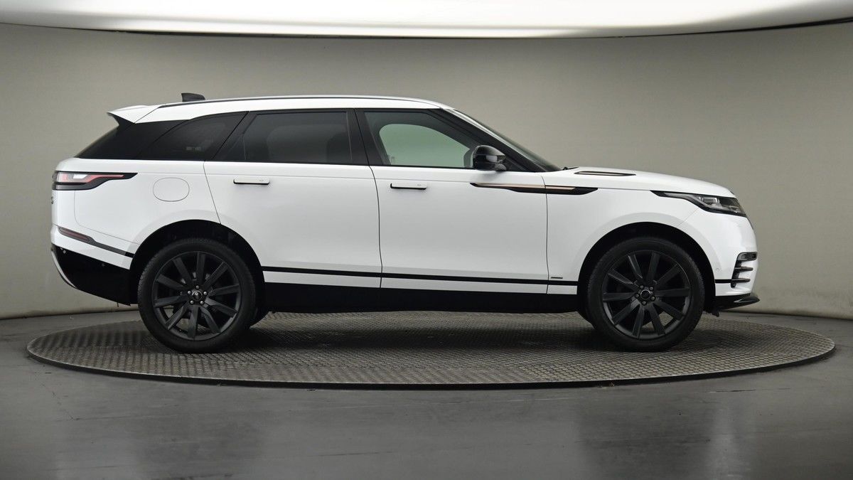 More views of Land Rover Range Rover Velar