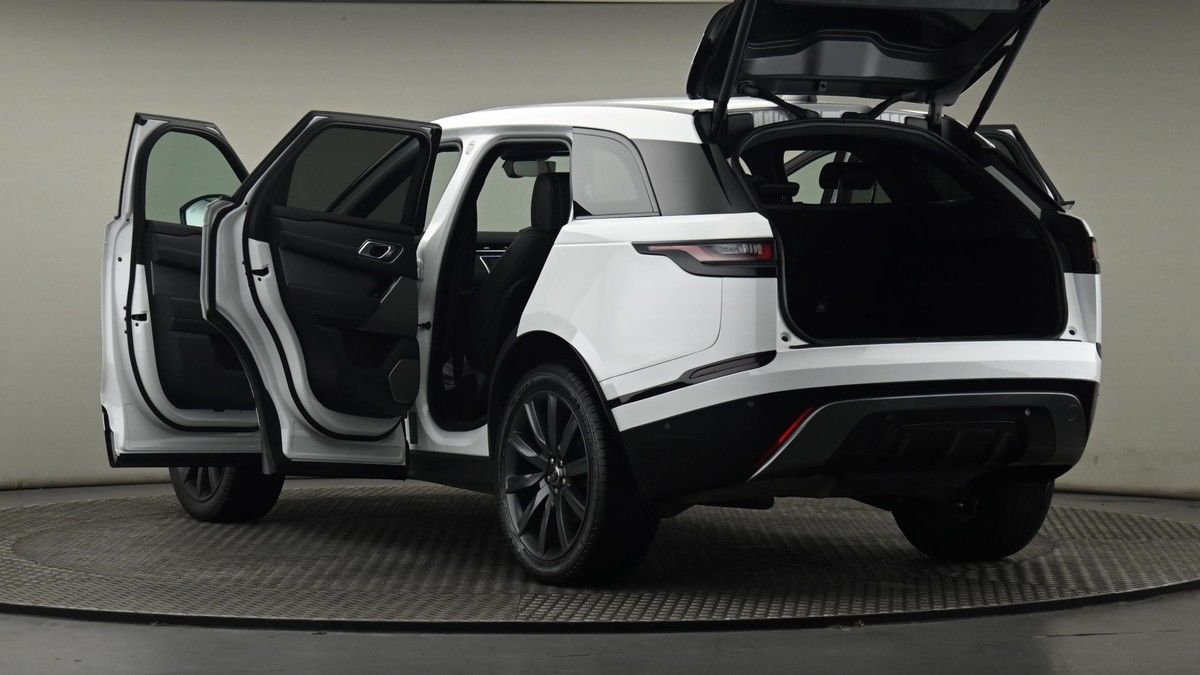 More views of Land Rover Range Rover Velar