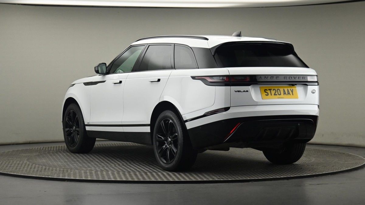 Land Rover Range Rover Velar Image 24