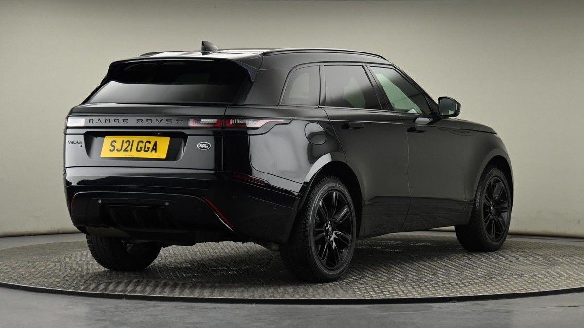 Land Rover Range Rover Velar Image 26