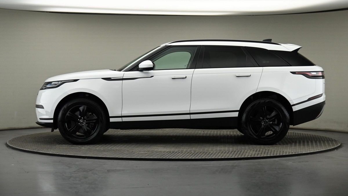 Land Rover Range Rover Velar Image 23