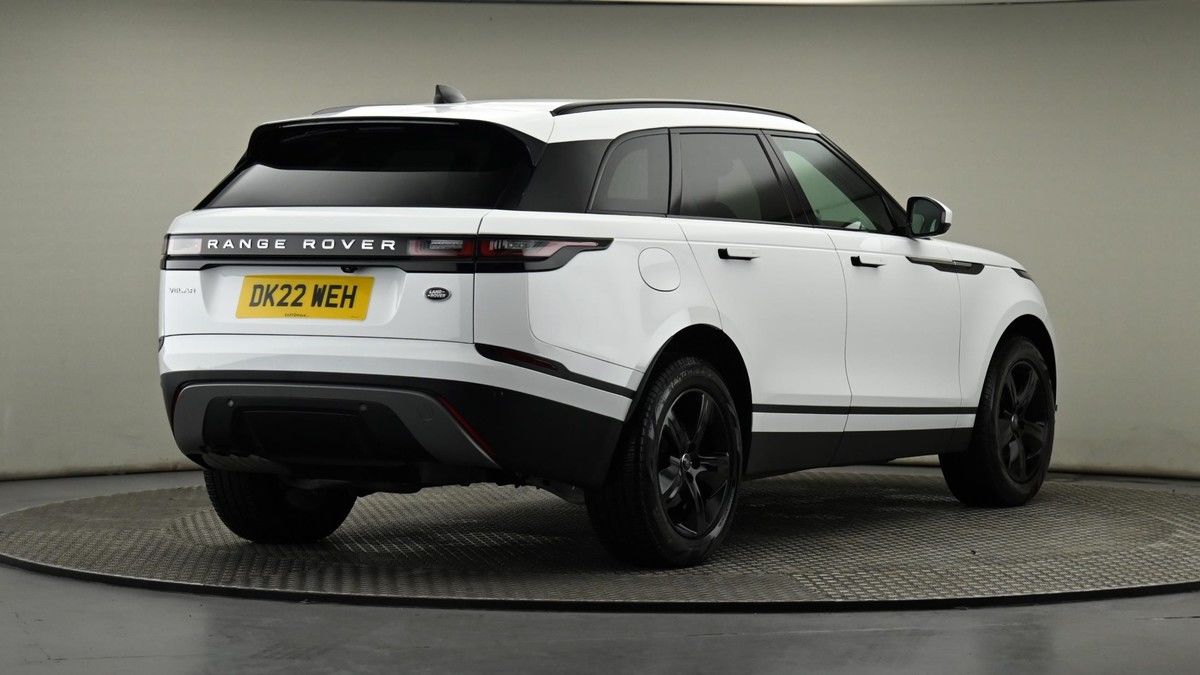 Land Rover Range Rover Velar Image 26