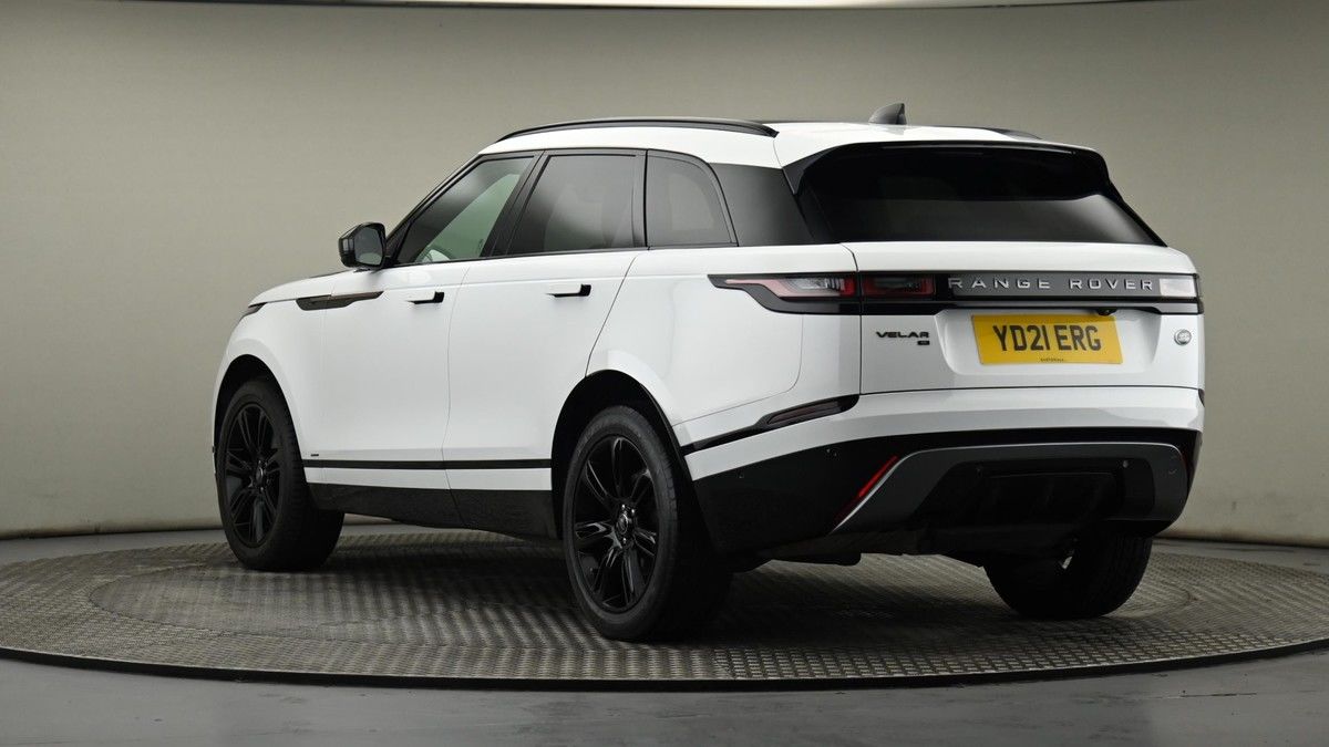 Land Rover Range Rover Velar Image 24