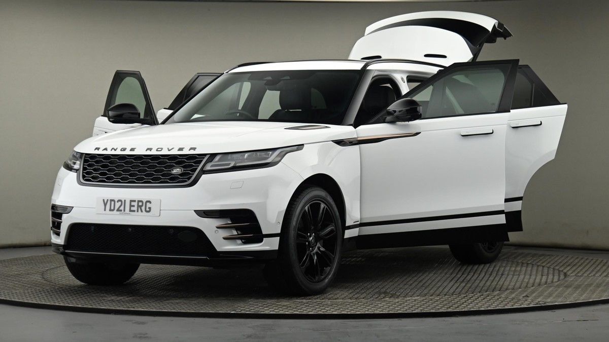 Land Rover Range Rover Velar Image 28