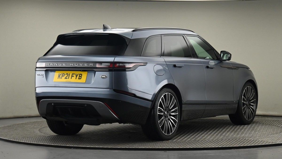 Land Rover Range Rover Velar Image 26