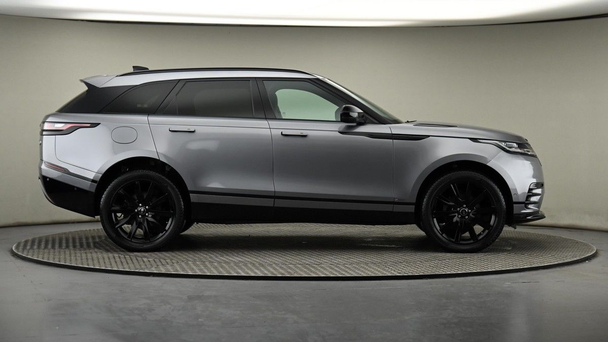 Land Rover Range Rover Velar Image 27