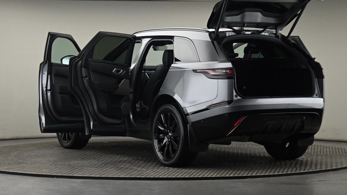 More views of Land Rover Range Rover Velar