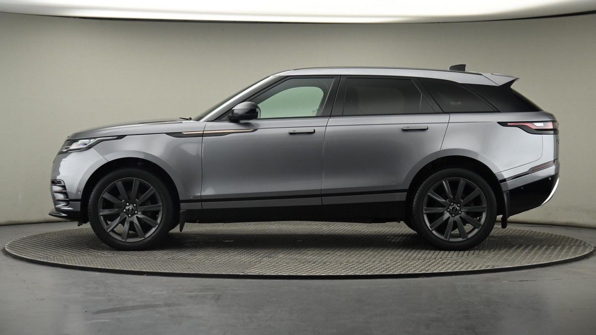 Land Rover Range Rover Velar Image 23