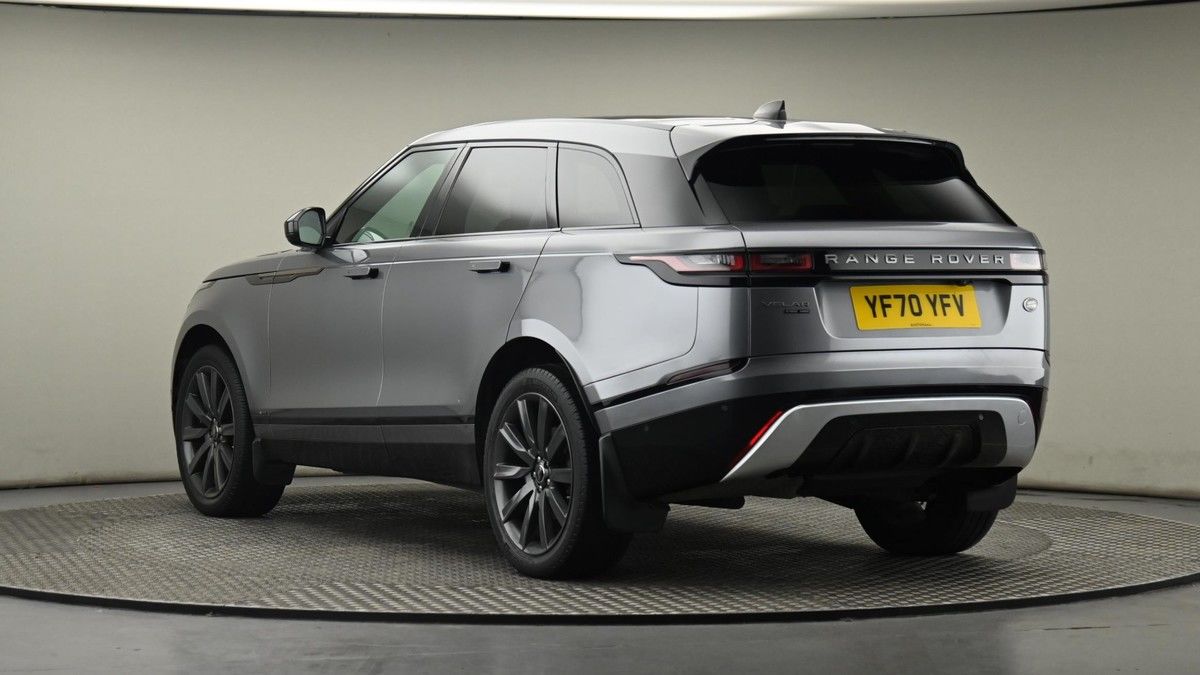 Land Rover Range Rover Velar Image 24