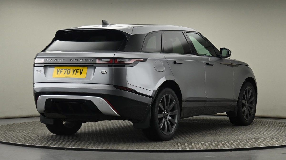 Land Rover Range Rover Velar Image 26