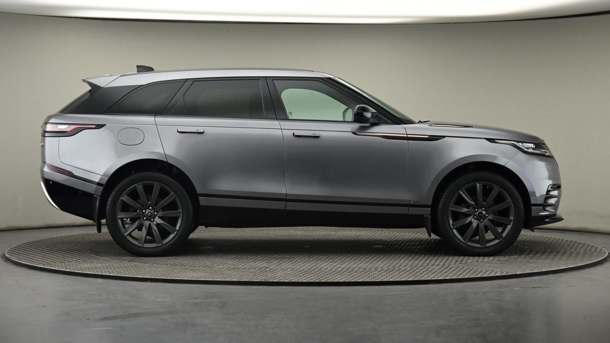 Land Rover Range Rover Velar Image 27